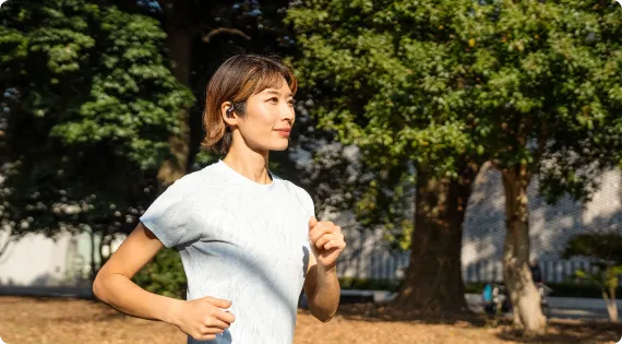 今注目のランニング用ワイヤレスイヤホン、ズレにくさと安全性で選ぶポイント
