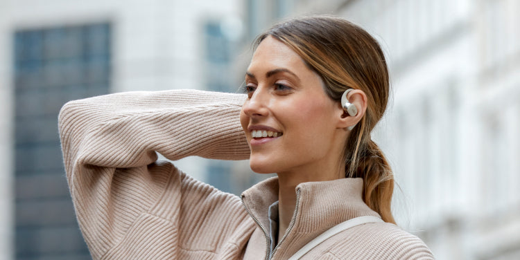 ヘッドホンは、頭痛や片頭痛の原因になり得るのか？